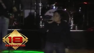 The Titans - Seandainya (Live Konser Manado 28 Februari 2008)