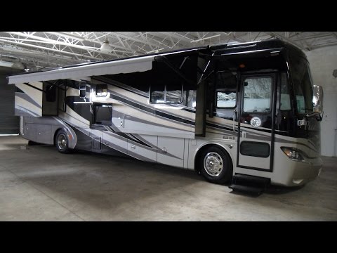 40' Tiffin Phaeton