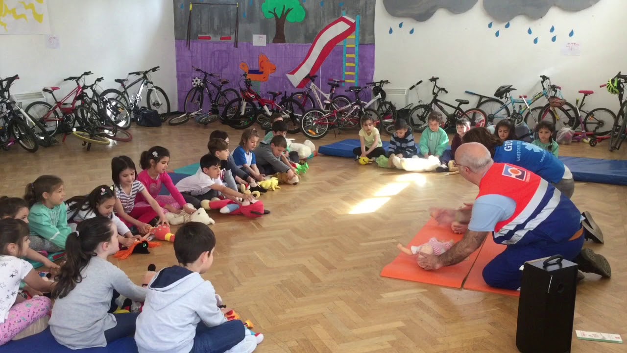 Canción del RCP con peluche