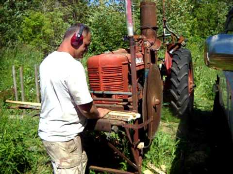 Bruce Jackson's H Farmall running on wood-gas