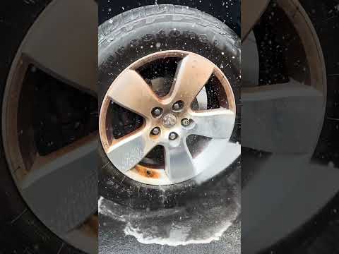 How To Clean Your Nasty Wheels #carshorts #detailing