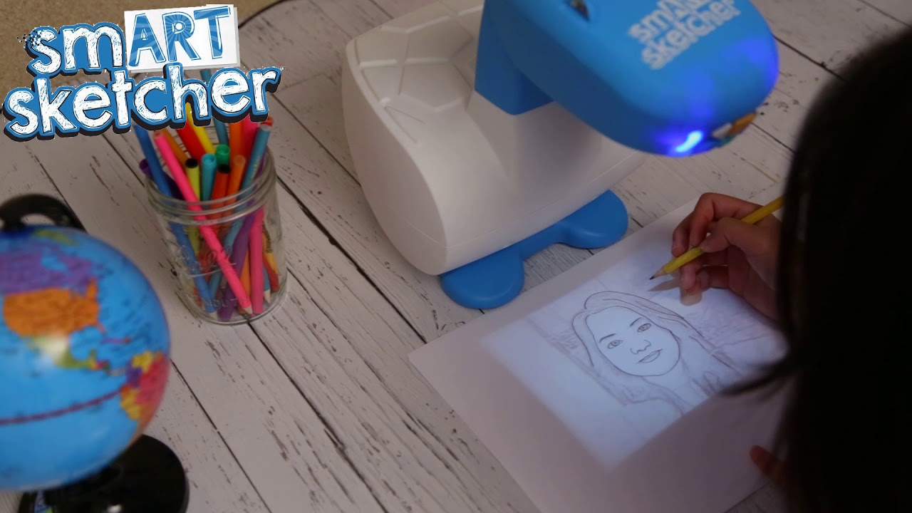 Sketch Your Favorite Selfie with smART Sketcher for Tracing Tuesday! 