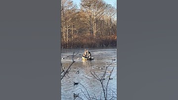 The ice makes getting the ducks a lot harder #duckhunt #duckhunters #duckhunting #waterfowlhunting