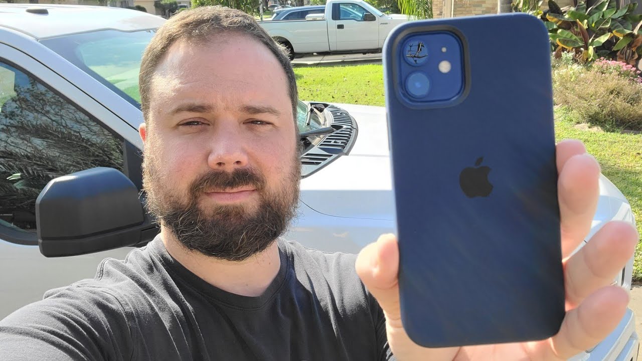 iPhone 12 Video Test: Apple Store Trip! AND Silicone Case Impressions!