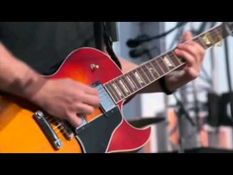kings-of-leon-family-tree-live-sydney-2013