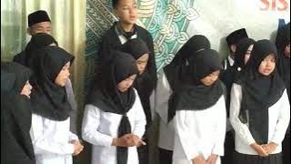 PADUAN SUARA kelas 6 hymne guru