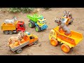 Car Toys Funny Story with Truck &amp; Animals