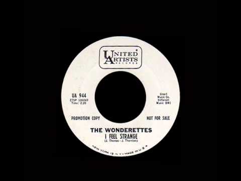 The Wonderettes - I Feel Strange