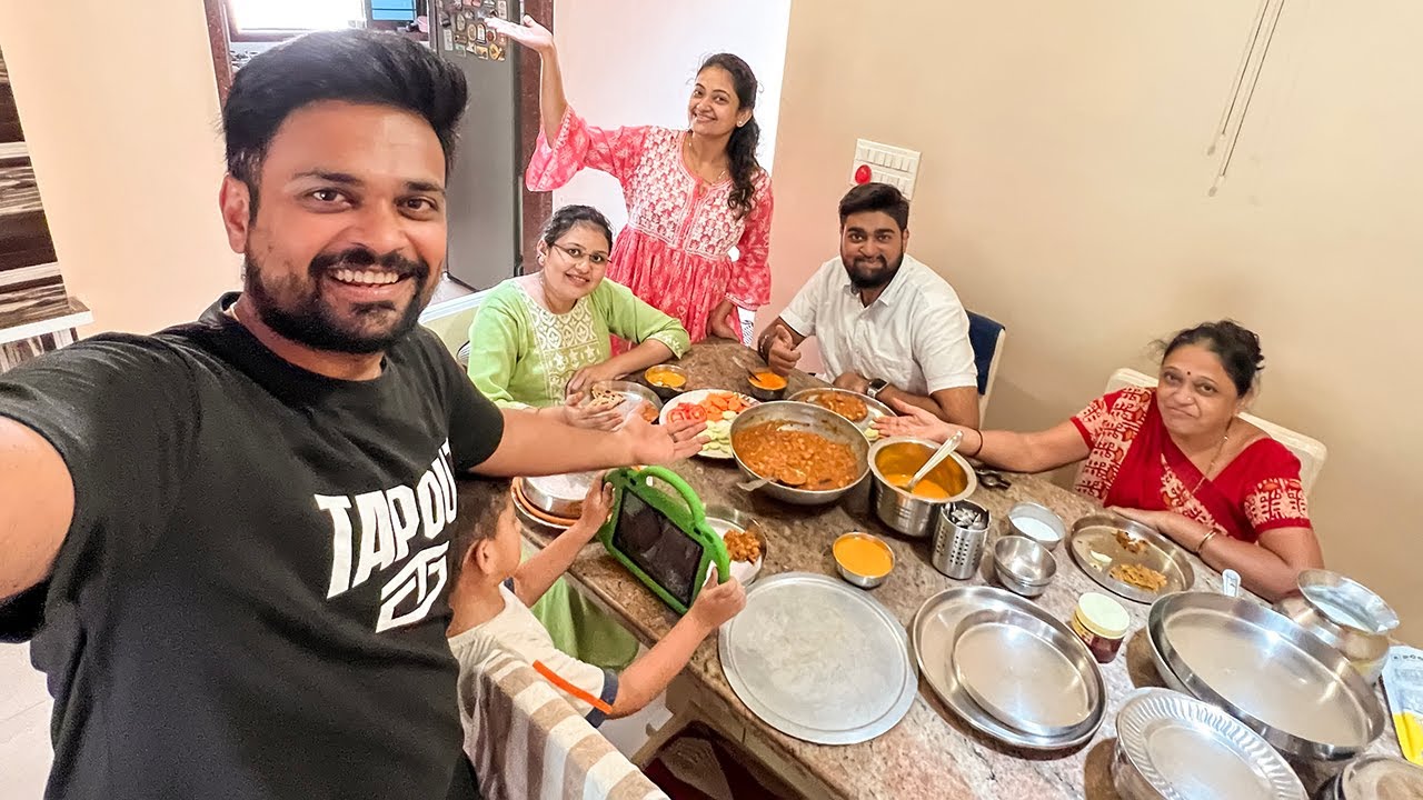 Ghar pe banaya restaurant style chole chana by Bhumika and Sarika !