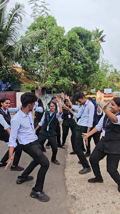 Vaadi Vaadi Naattu Katta🕺❤‍🔥💃#collegemoments #college #reels #shorts  #song #dance #collegedance
