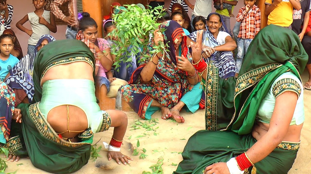 देहाती खोइया/सुहागरात वाले दिन नई बहू पर आया पीहर का भूत/दिन में मांगे सेब संतरा Dehati