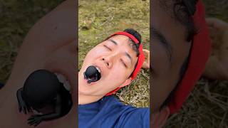 Survival Skills: Useful and Clever#outdoors#survival#campfire#bushcraft#shorts #2628👽👽