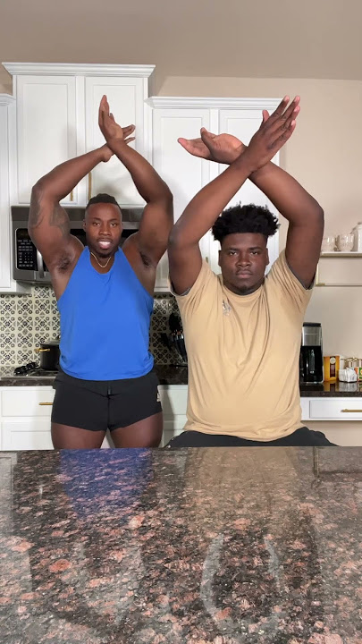 Helicopter meets shoulders @MarquaytheGoat #biggroove #shorts