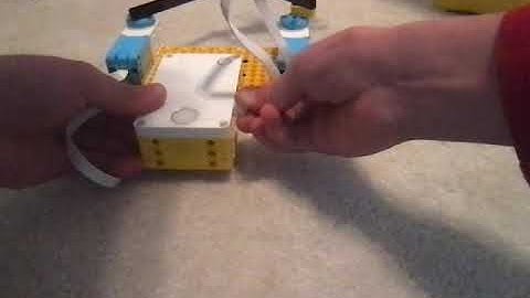 Lego spike prime wire connection.