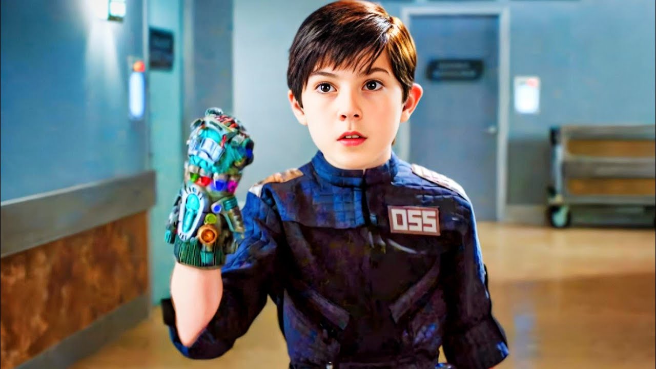 Boy Uses TIME-FREEZING Gadget to Defeat INTRUDERS
