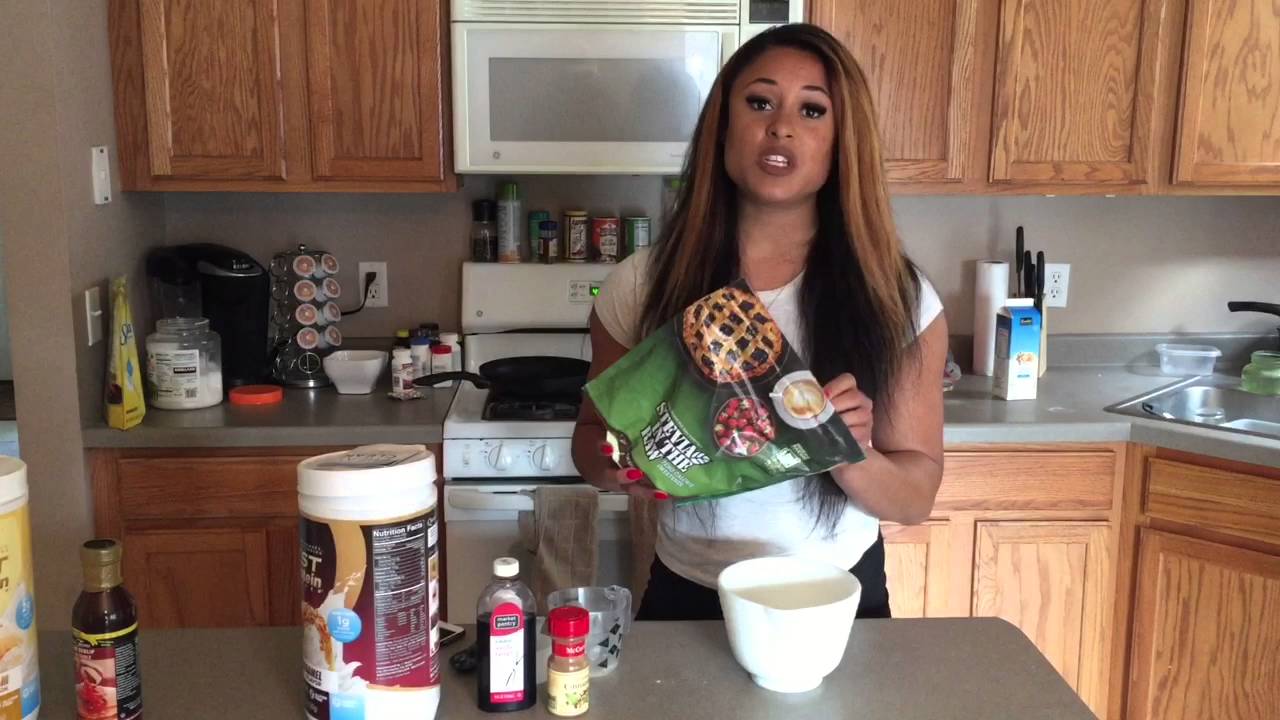 Angie Marie Protein Pancakes - YouTube