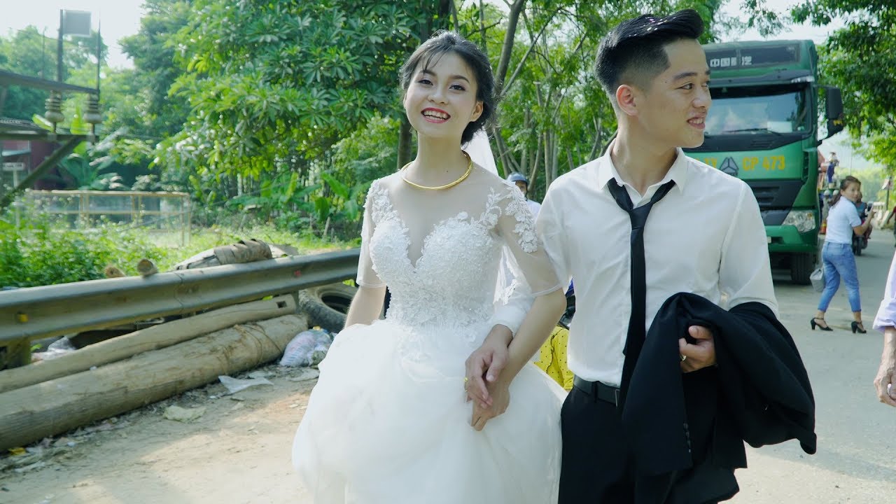 Cô Dâu Mường Nhỏ Nhắn Xinh Xắn Răng Khểnh Đẹp Mê La