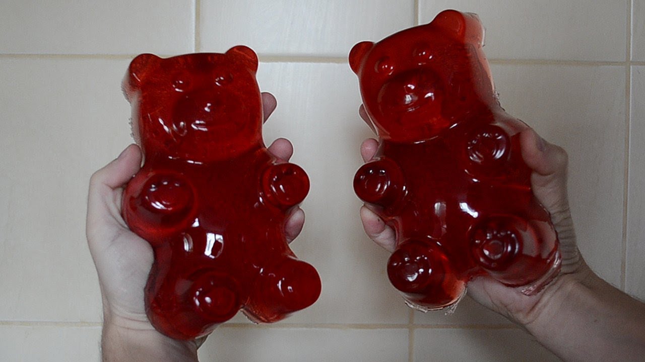 How to Make a Giant Gummy Bear and other Gummy Candy from Cookies Cupcakes  and Cardio 