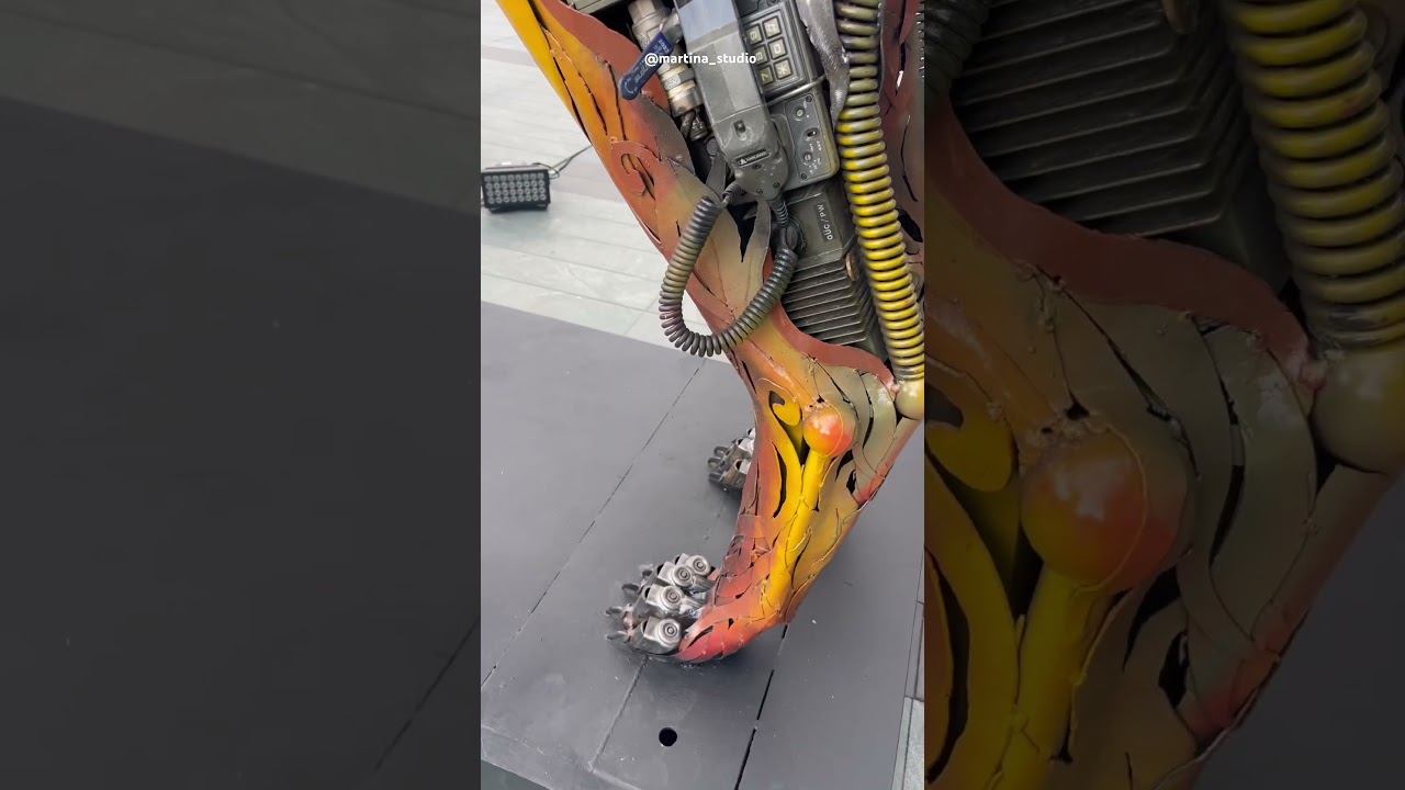 «آهن جان می‌گیرد! | Demir Canlanıyor! | Metal Comes Alive!«فلز زنده! | Canlı Metal! | Living Metal!»