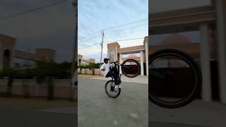One hand wheeli video🚲#explore #cycle #stunt #viral #trending #shorts #viralshorts