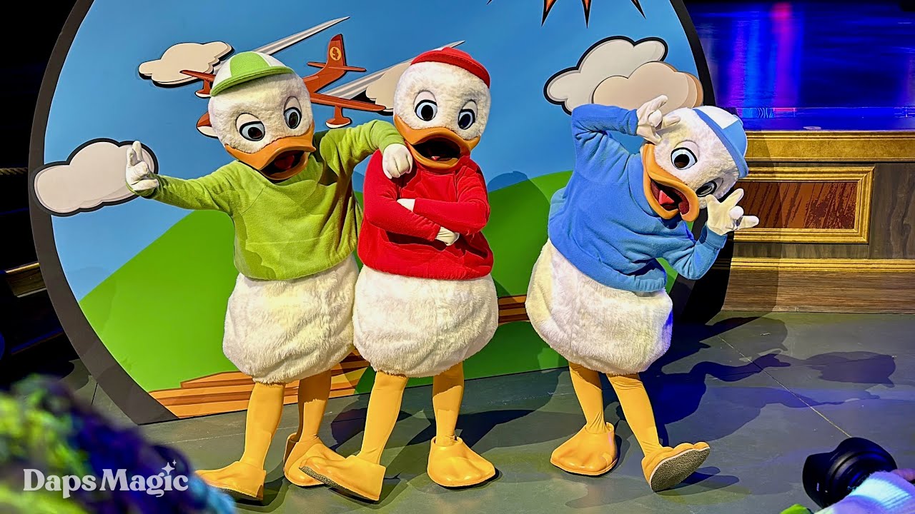 Huey, Dewey, & Louie | Disneyland After Dark: 90s Nite 4K - YouTube