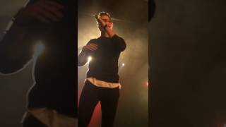 Stanaj performing Sleep Alone @ The Trocadero