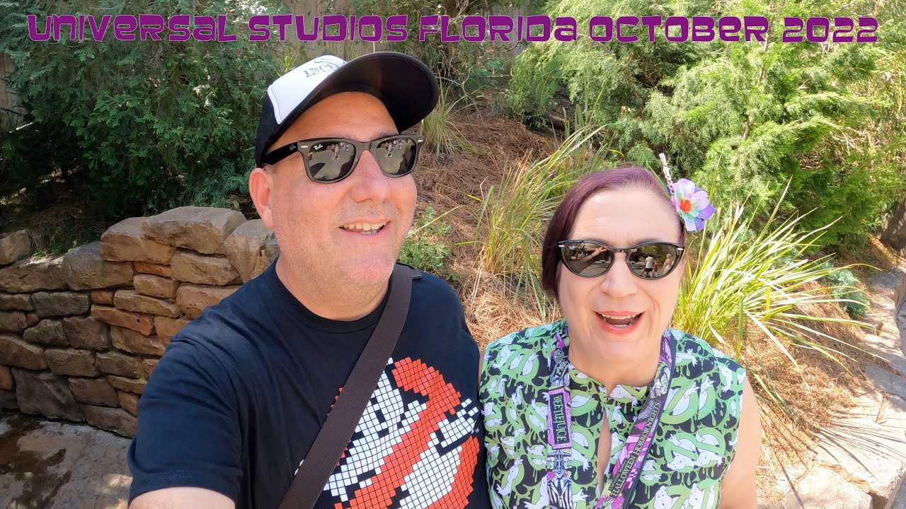 We go to...Universal Studios Florida, Oct 22. Dead Coconut Club, Kong