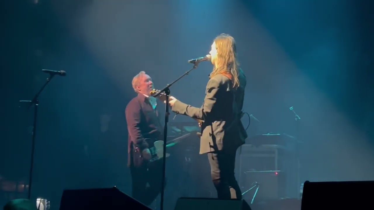 Lars Winnerbäck/Tobias Forge (Ghost)-Elden/Dunkla rum, Linköping 2025