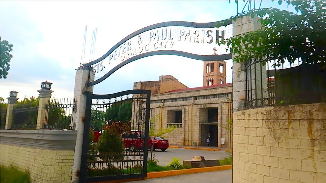 Ormoc Leyte Philippines: Inside the Sts. Peter and Paul Parish