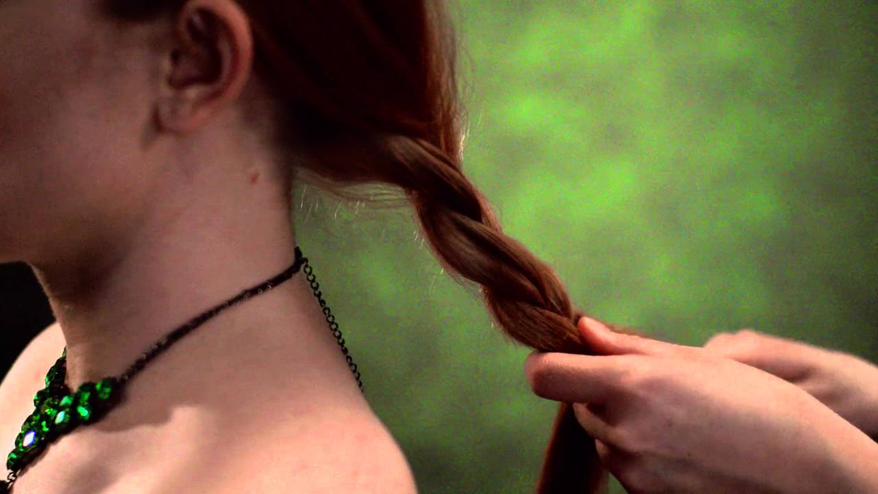 Meet Tamsin in The Glittering Court by Richelle Mead