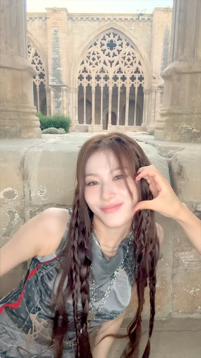 SANA's Identity＝Cute💜