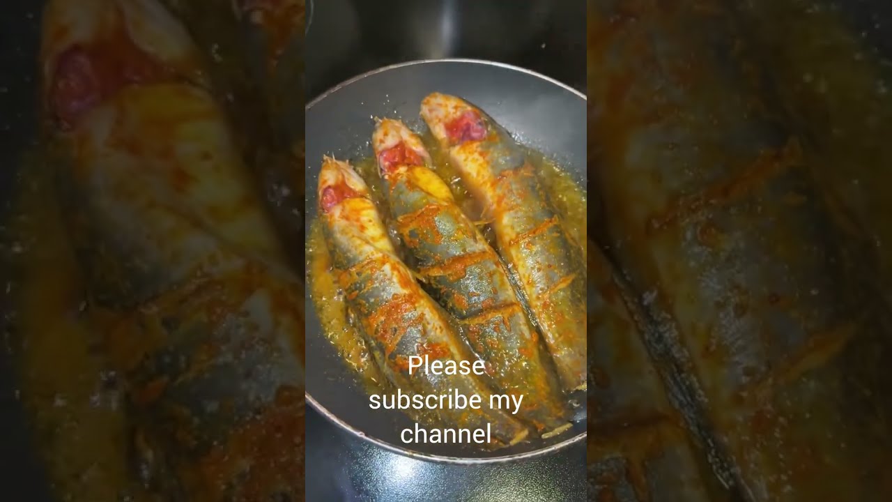 Сома по-бангладешски в карри с листьями 🍃 Пожалуйста, подпишитесь, поставьте лайк и поделитесь мо...