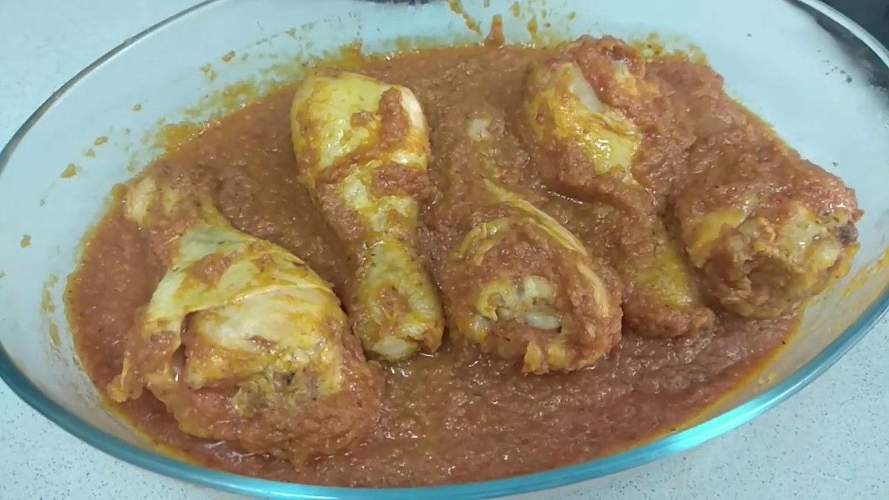 Muslos de pollo en salsa de verduras con Mambo!! Iris Cocinando con Mambo!!