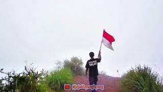 Download Lagu kabut syahdu di puncak gunung kunir Benowo Purworejo JawaTengah Indonesia MP3