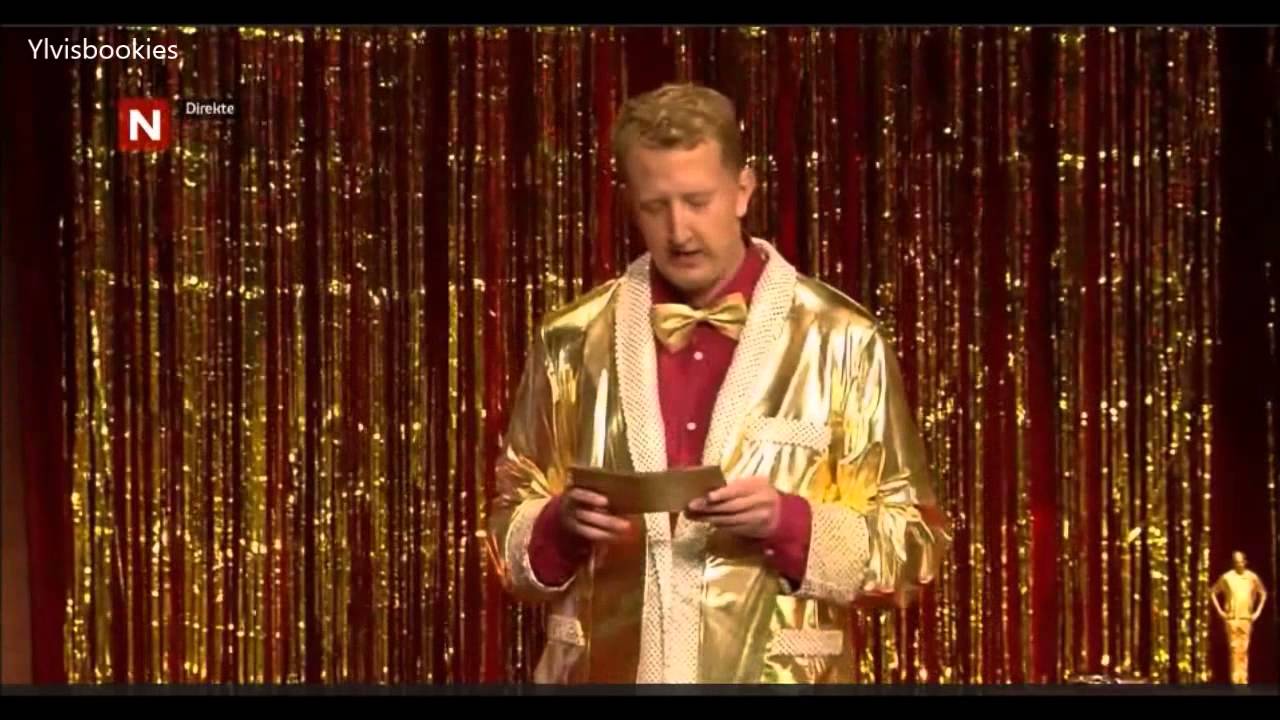 Ylvis - Gullsjansen - Crowd surfing - IKMY 16.09.14 (Eng subs)