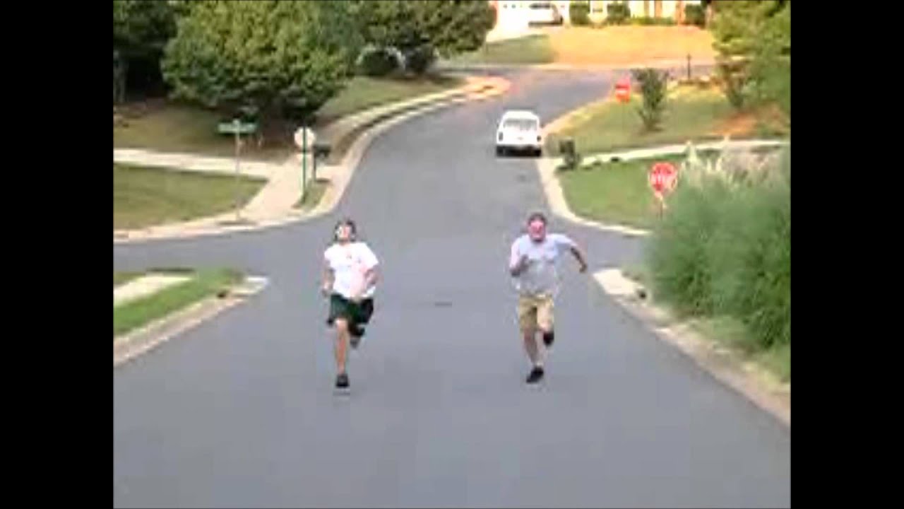 Flopping Running Fat guy running and flopping XD - YouTube