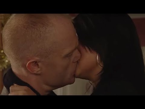 Stacey Kisses Max | EastEnders