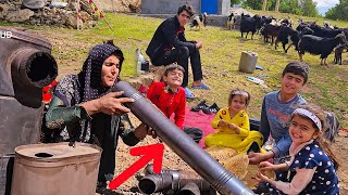 Download Lagu The cold is coming: Akram's efforts to keep her children warm MP3