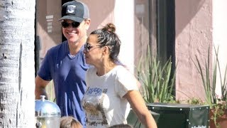 Matt Damon And Beautiful Wife Luciana Enjoy Lunch With Friends