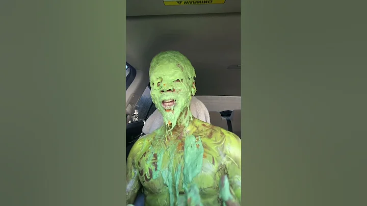 TRYING MCDONALD’S  SHAMROCK SHAKE!