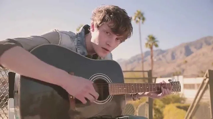 Matt Hitt Covering The Strokes + Photoshoot