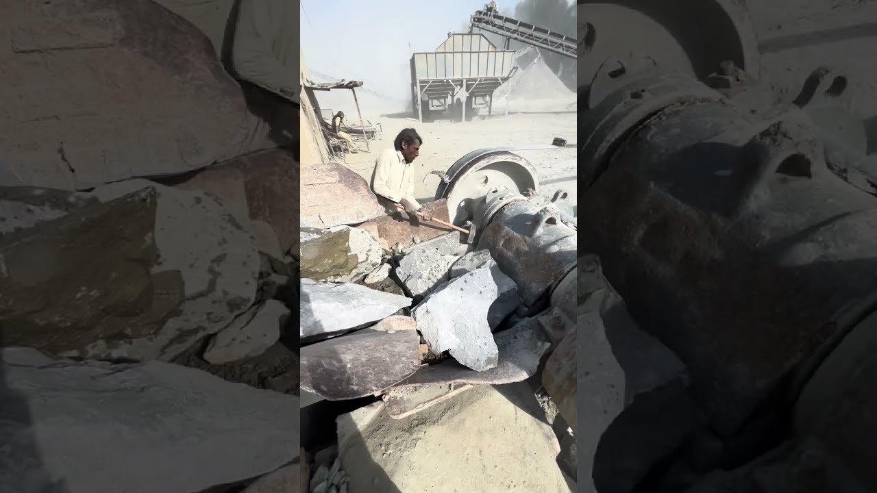 BiG Black Rock Crusher Machine: A Giant at Work"The Power of stone:Machine Working in Action 