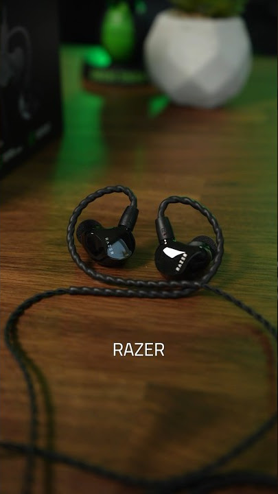 The #Razer #Moray In-Ear Monitors let you listen with true-to-life sound with the best fit 👂