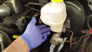 2006 dodge ram 1500 5 7l hemi sport brake fluid reservior replacement