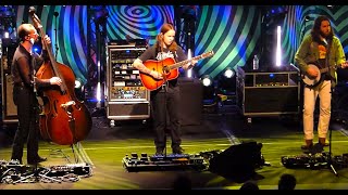 Billy Strings:" While I'm Waiting Here"" Ride Me High"(J.J. Cale cover) Paris , 11/14/2023.