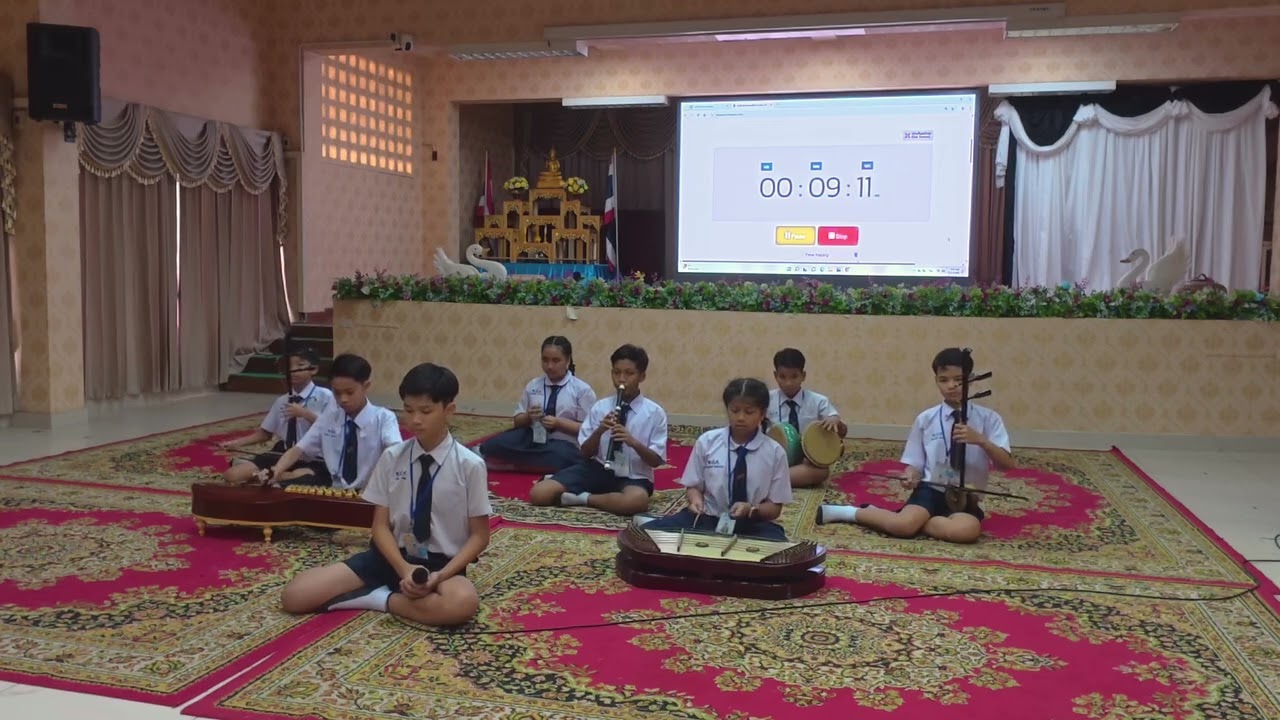 รางวัลเกียรติบัตรระดับเหรียญทองชนะเลิศการแข่งขันวงเครื่องสายผสมขิม ศิลปหัตถกรรมครั้งที่ 73