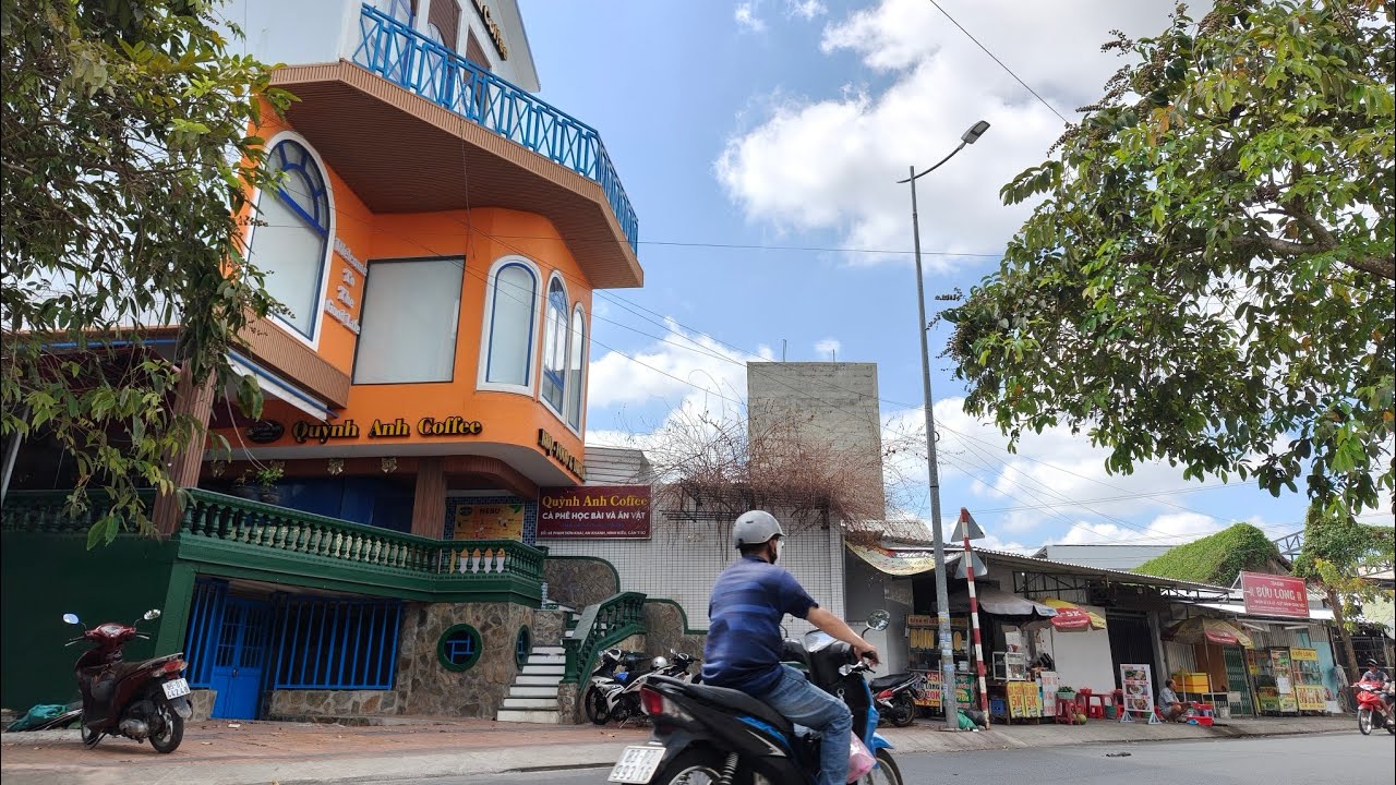 Cần Thơ bán nhà 1 trệt 3 lầu mô hình cà phê nằm cặp phố ẩm thực hồ 4 sáng mặt tiền 10m giá 15 tỷ 