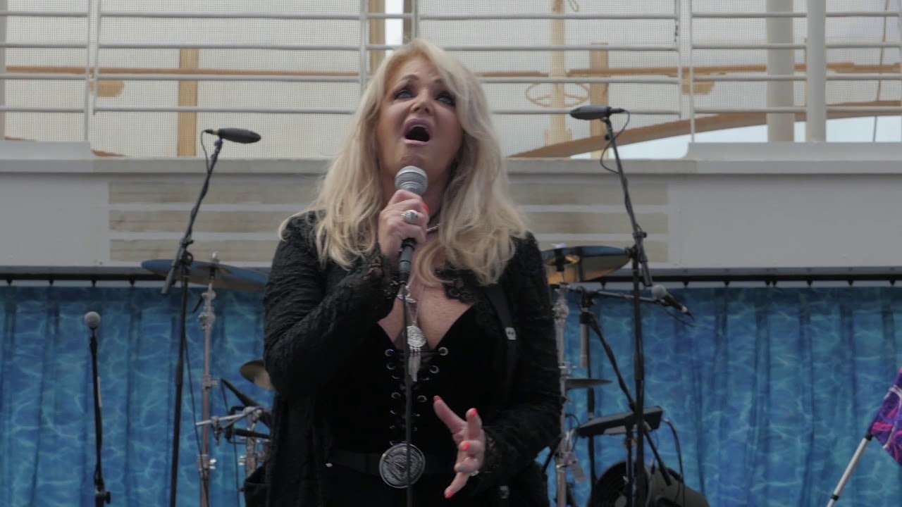 Bonnie Tyler performs Total Eclipse of the Heart for Royal Caribbean
