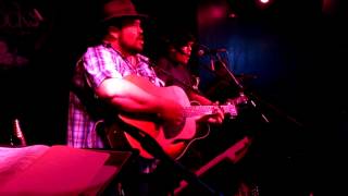 Video thumbnail of "The Iron Outlaws - Mary Don't You Weep (Live)"