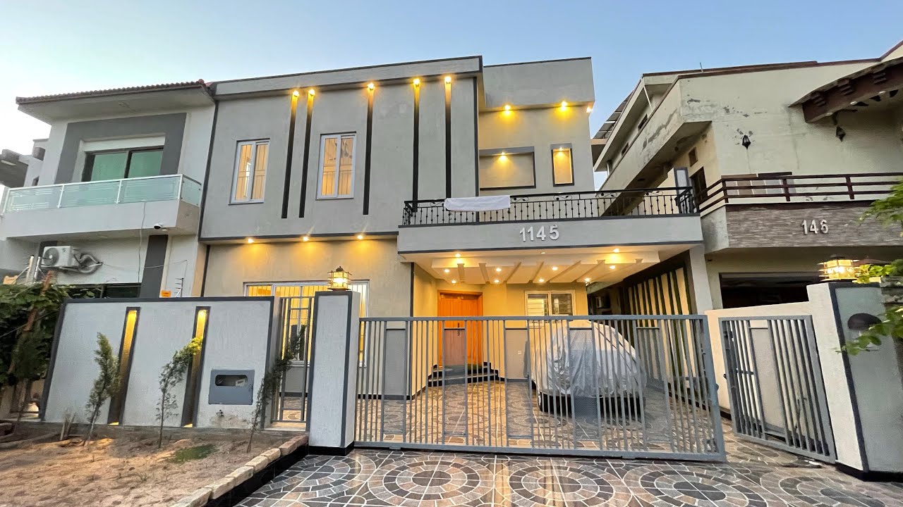 10 Marla Luxury House For Sale in  Overseas Bahria Town Rawalpindi Islamabad